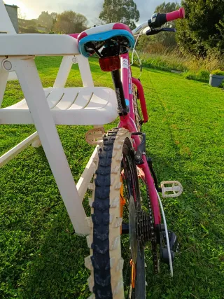 Bicicleta Cube 200 Race 20 Rosa