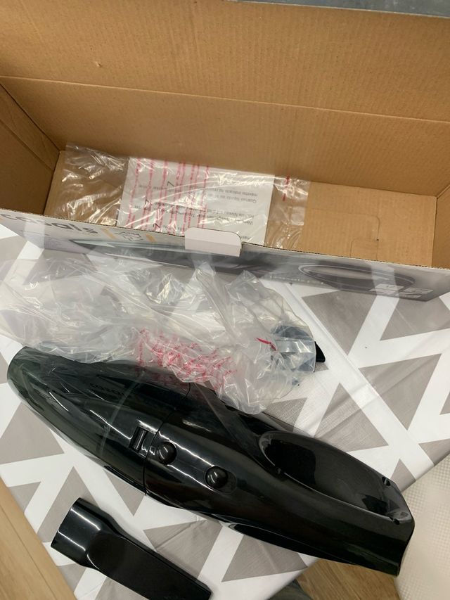 Aspirador portátil Casals VAC100-B