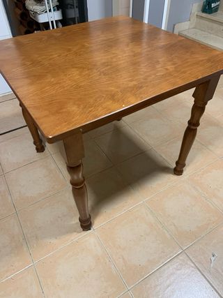 Mesa de madera 90x90 cm varias unidades