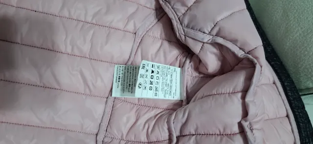 Casaco Benetton Preto e Rosa