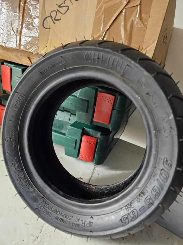 Neumáticos 2x 90/65-6.5