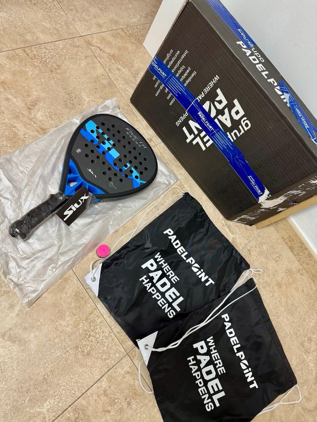 Pala pádel Siux Invicta nueva