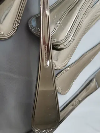 Lote cubiertos Dalia metal plateado