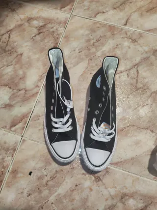 Converse Clásicas Mujer Negras y Blancas