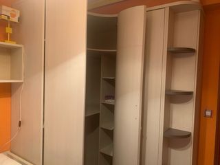 Dormitorio juvenil casi nuevo