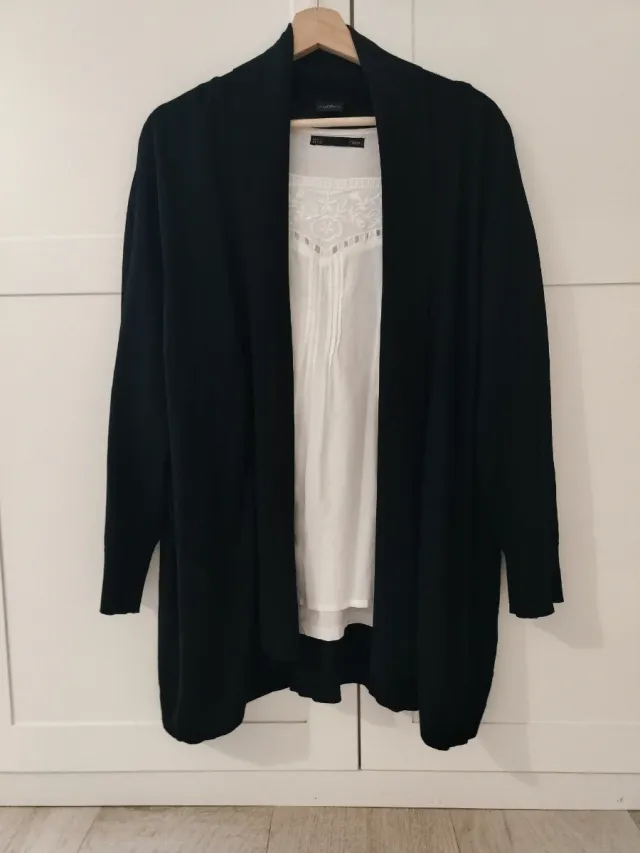 Chaqueta negra talla grande