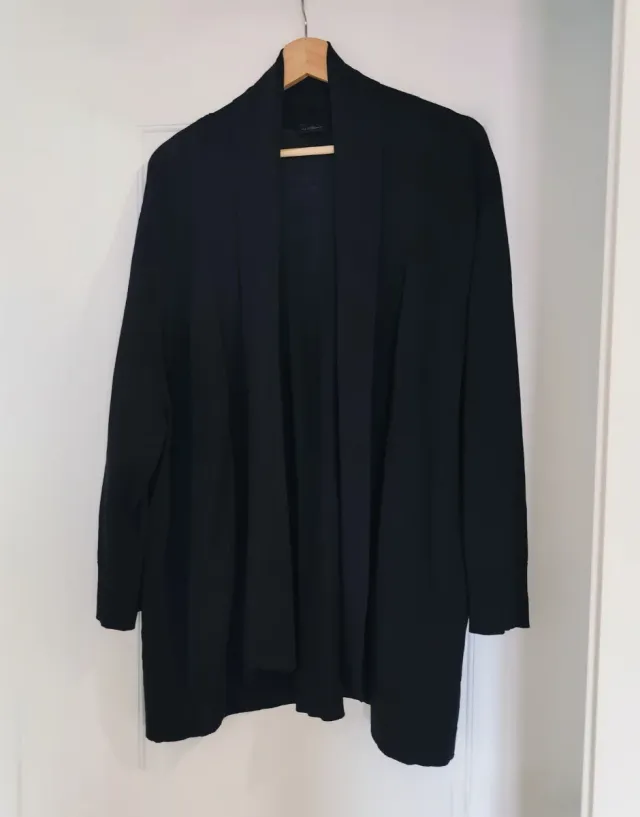 Chaqueta negra talla grande