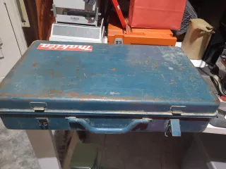 Taladro Makita 6931 D con cargador