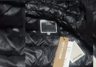 Cazadora Jack&Jones Negra y Verde Talla XS. Nueva