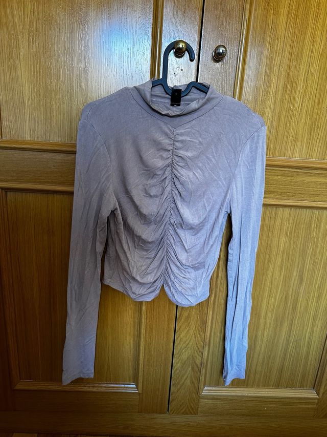 Camiseta manga larga color carne ajustada nueva