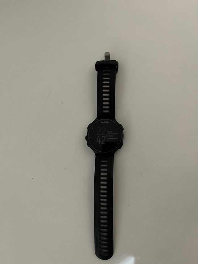 Reloj Garmin Forerunner 735 XT Negro