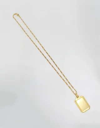 Conjunto de cadena y colgante en oro 18K