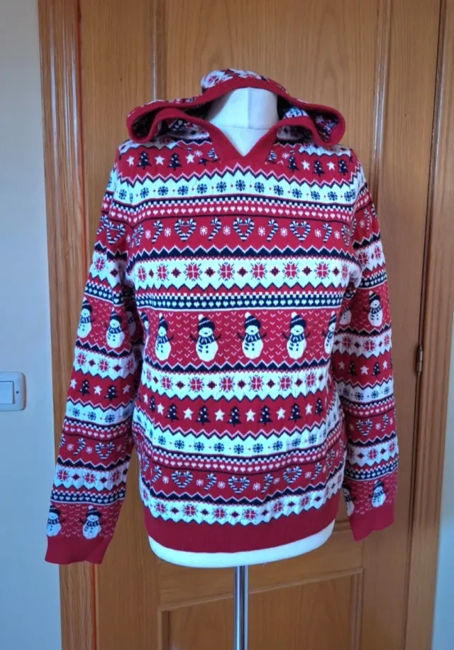 Jersey Navideño con capucha nuevo