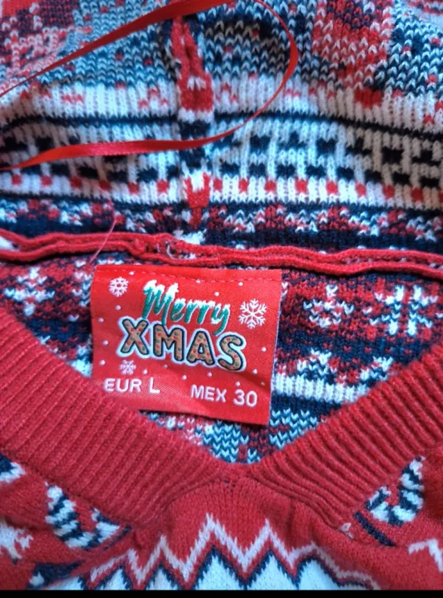 Jersey Navideño con capucha nuevo