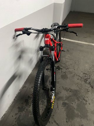 Bicicleta BH 29 Talla XS Roja