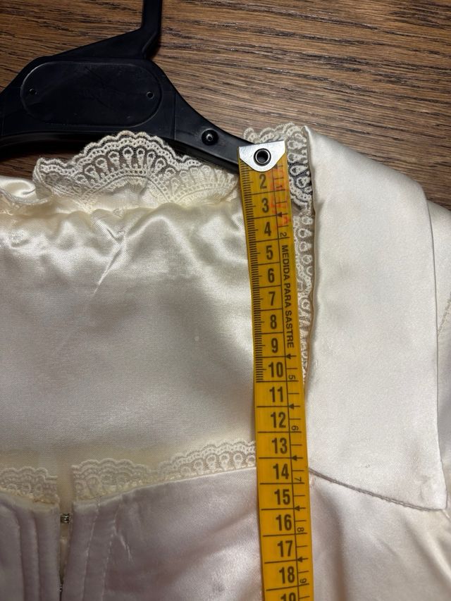Corpiño Fallera Manga Larga Beige/Blanco