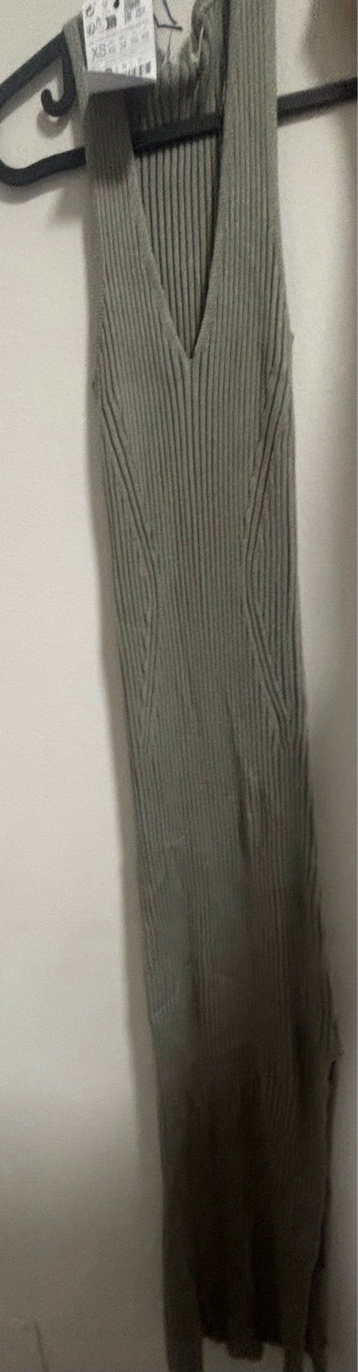 Vestido Largo Verde - Stradivarius Talla XS