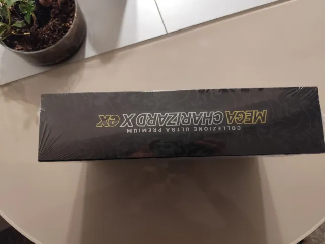 Pokémon GCC – Collezione Ultra Premium Mega Chariz