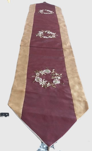 Runner da Tavola Bordato Oro con Fiori