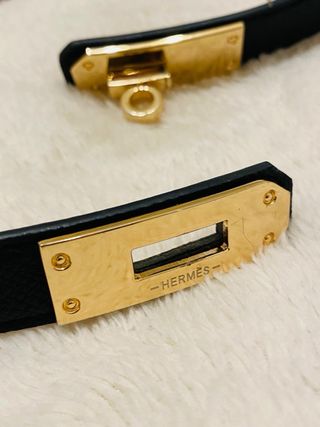 Cinturón Hermes Kelly Negro y Dorado
