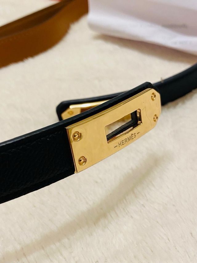 Cintura Hermes Kelly Nero e Dorato