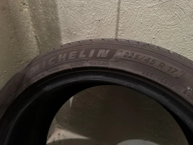 2 Michelin 225/45R17 91W Neumáticos