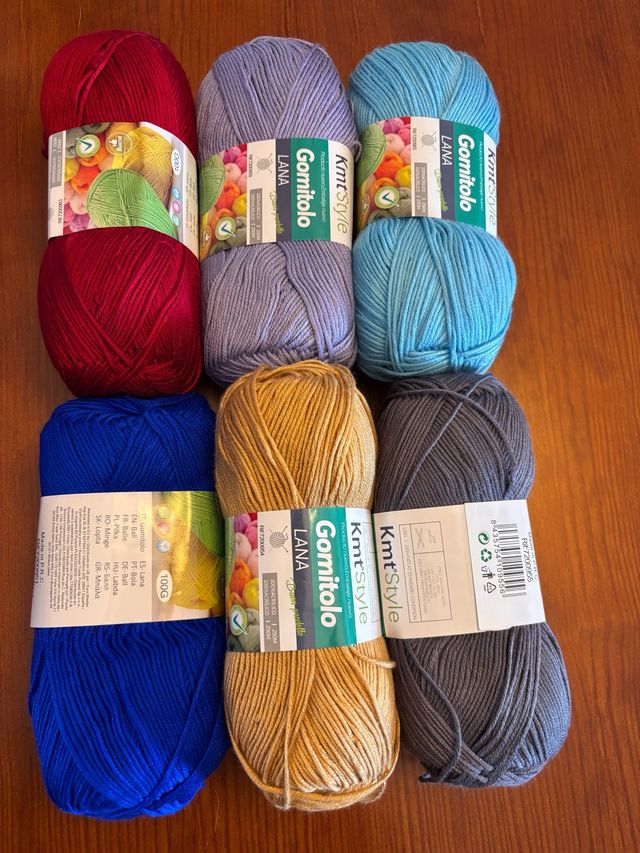 Ovillos de lana fina 100 gr. - 250m varios colores