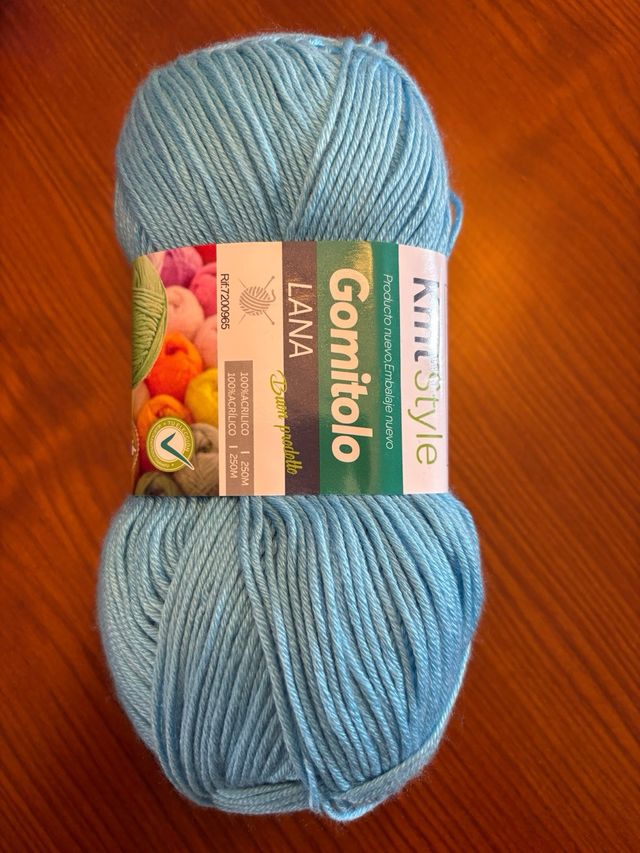 Ovillos de lana fina 100 gr. - 250m varios colores