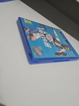 Giochi PS4: FIFA 17, FIFA 19, FIFA 20