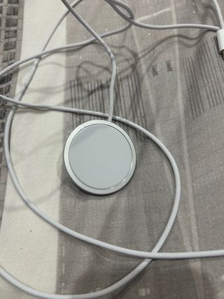 Caricatore magnetico mobile