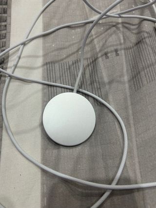 Caricatore magnetico mobile