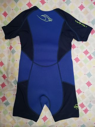 2 trajes neopreno corto niño