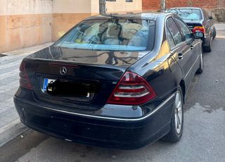 Mercedes-Benz Clase C 2003