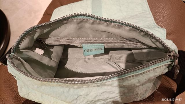 Bolso bandolera y cartera amarilla 3€