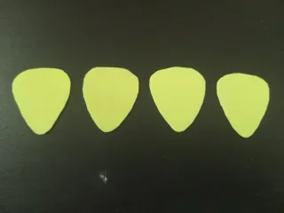 Púas artesanales guitarra/bajo (4 unidades)