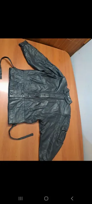 Cazadora Cuero Vintage Yves Saint Laurent Mujer