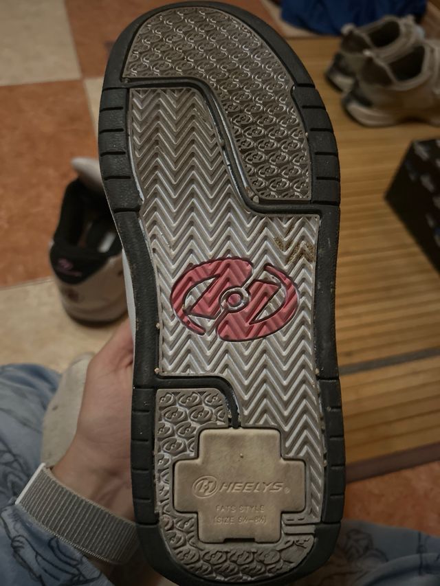 Zapatillas Heelys Blancas y Rosas