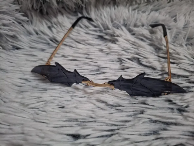 Gafas Fiesta Murciélago Alas Doradas Negras