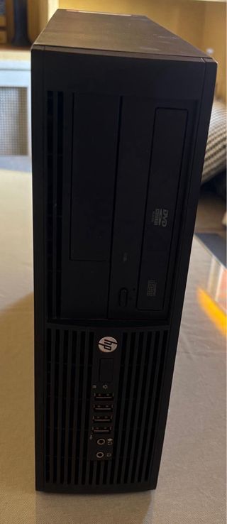 Ordenador hp con monitor Compaq