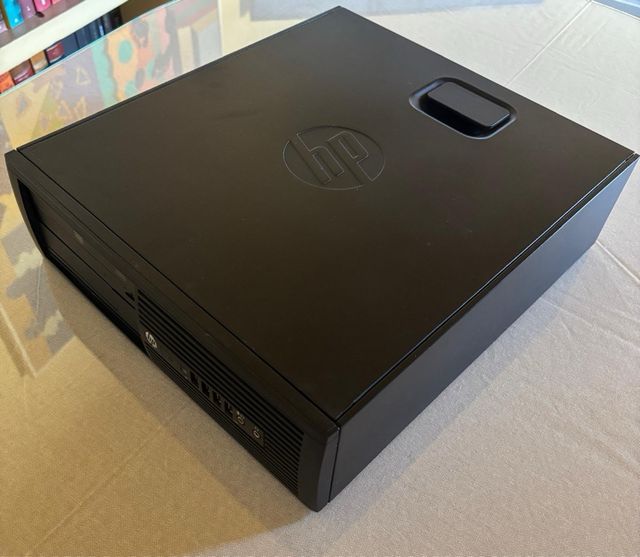 Ordenador hp con monitor Compaq