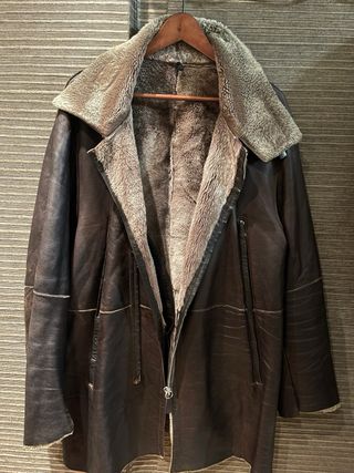 Chaquetón de piel marrón