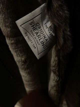 Chaquetón de piel marrón