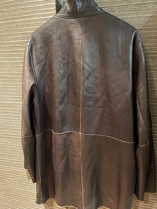 Chaquetón de piel marrón