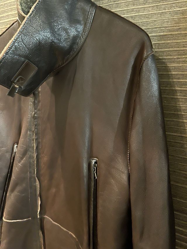 Chaquetón de piel marrón