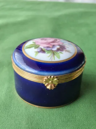 Scatola Limoges decorata fiori