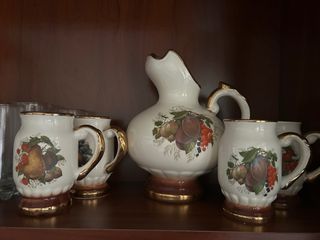 Jarra y tazas cerámica vintage frutero