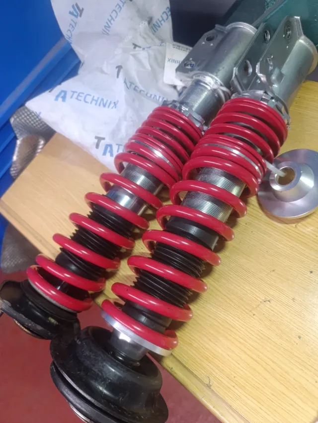Amortiguadores roscados TATECHNIX Corsa A GSI