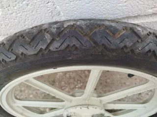 Llantas Vespino Blancas