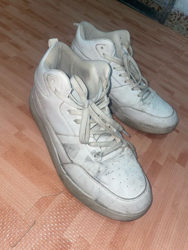 Zapatillas deportivas blancas talla 42