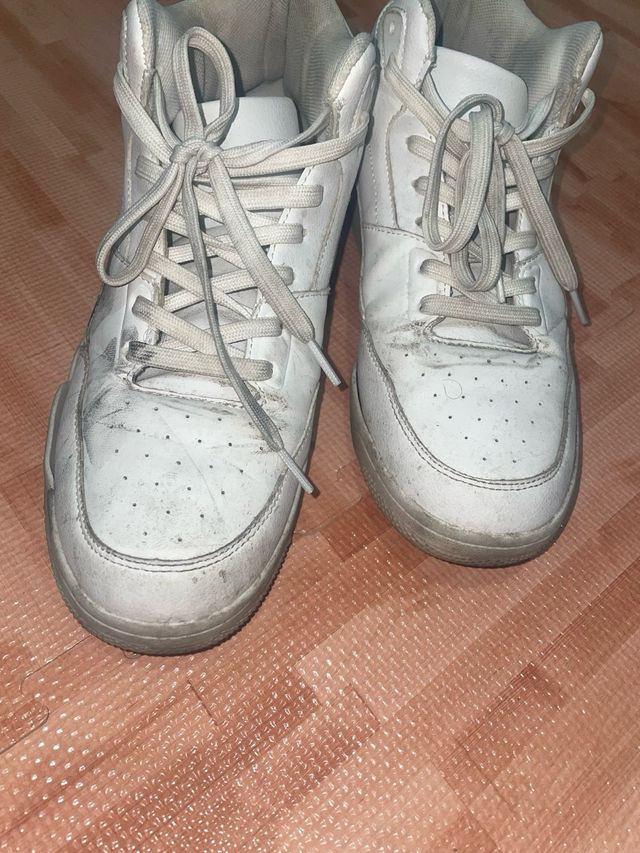 Zapatillas deportivas blancas talla 42